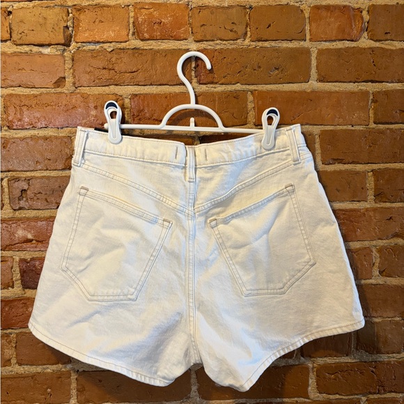 NWT Abercrombie Curve Love High Rise 90s Relaxed Cutoff Short Size 29/8 Cream - Picture 5 of 10